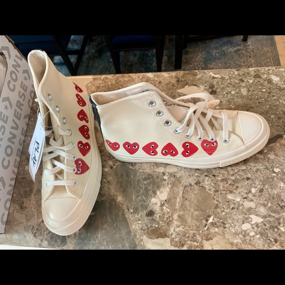 Converse Play High Tops women’s size 9 Men size 7
